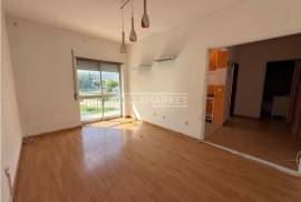 1 bedroom bank apartment on the 1st floor of a building located in Vale da Amoreira, municipality of Moita 1 bedroom bank apartment on the 1st floor of a building located in Vale da Amoreira, municipality of Moita