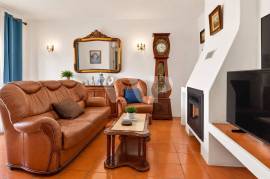 3 Bedroom Villa with Garden and Large Terraces in Vilamoura 3 Bedroom Villa with Garden and Large Terraces in Vilamoura