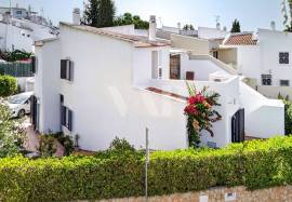 3 Bedroom Villa with Garden and Large Terraces in Vilamoura 3 Bedroom Villa with Garden and Large Terraces in Vilamoura
