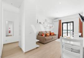 Renovated 1+1 Bedroom Apartment with Swimming Pool, 50m from Quarteira Beach Renovated 1+1 Bedroom Apartment with Swimming Pool, 50m from Quarteira Beach
