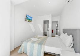 Renovated 1+1 Bedroom Apartment with Swimming Pool, 50m from Quarteira Beach Renovated 1+1 Bedroom Apartment with Swimming Pool, 50m from Quarteira Beach