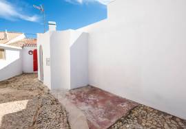 Beautifully Renovated Traditional Cottage in the Heart of Sagres
