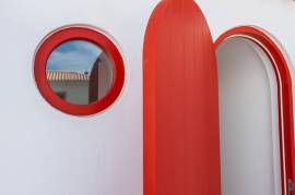 Beautifully Renovated Traditional Cottage in the Heart of Sagres