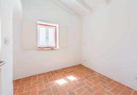 Beautifully Renovated Traditional Cottage in the Heart of Sagres