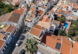 Traditional Home in the Historic Centre of Lagos Traditional Home in the Historic Centre of Lagos