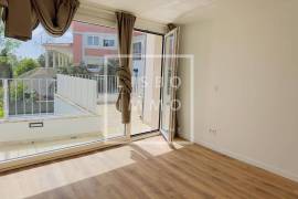 Villa, 5 bedrooms, 260m2, terrace, swimming pool, parking, views, Lapa Villa, 5 bedrooms, 260m2, terrace, swimming pool, parking, views, Lapa