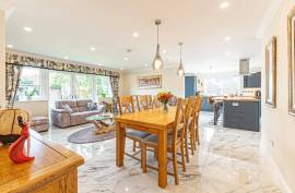 Luxury 5 Bed Detached Home for Sale In Barnett Way, Bierton, Aylesbury United Kingdom