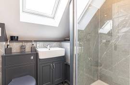 Luxury 5 Bed Detached Home for Sale In Barnett Way, Bierton, Aylesbury United Kingdom