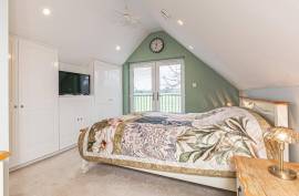 Luxury 5 Bed Detached Home for Sale In Barnett Way, Bierton, Aylesbury United Kingdom