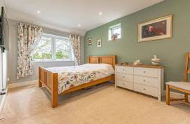 Luxury 5 Bed Detached Home for Sale In Barnett Way, Bierton, Aylesbury United Kingdom