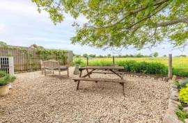 Luxury 5 Bed Detached Home for Sale In Barnett Way, Bierton, Aylesbury United Kingdom