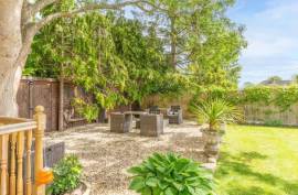 Luxury 5 Bed Detached Home for Sale In Barnett Way, Bierton, Aylesbury United Kingdom