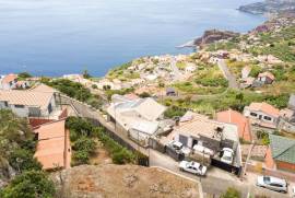 Building Land with Definitive Sea View