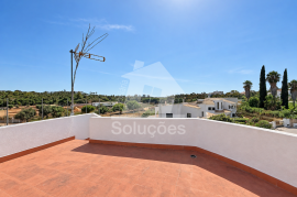 3 Bedroom Villa for Rent with Garden, Terrace and Parking for 2 Cars