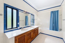 3 Bedroom Villa for Rent with Garden, Terrace and Parking for 2 Cars