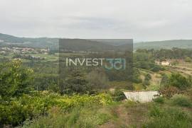 Ruin in Covas, Cerveira with land and stunning mountain views Ruin in Covas, Cerveira with land and stunning mountain views