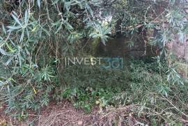 Ruin in Covas, Cerveira with land and stunning mountain views Ruin in Covas, Cerveira with land and stunning mountain views