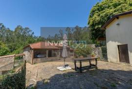 Villa with mountain views in Gondar and Orbacém Villa with mountain views in Gondar and Orbacém