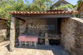 Villa with mountain views in Gondar and Orbacém Villa with mountain views in Gondar and Orbacém