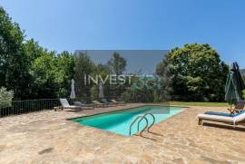 Villa with mountain views in Gondar and Orbacém Villa with mountain views in Gondar and Orbacém