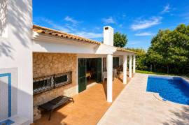 Algarve Refuge: 3 Bedroom Villa with Land and Pool in Boliqueime Algarve Refuge: 3 Bedroom Villa with Land and Pool in Boliqueime