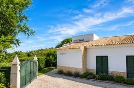 Algarve Refuge: 3 Bedroom Villa with Land and Pool in Boliqueime Algarve Refuge: 3 Bedroom Villa with Land and Pool in Boliqueime