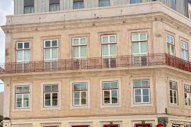 Commercial space for rent next to Largo do Padrão Commercial space for rent next to Largo do Padrão