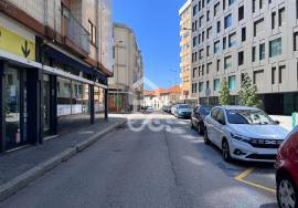 Commercial Store for Rent with 98 m² in Front of the Gaia City Hall Commercial Store for Rent with 98 m² in Front of the Gaia City Hall