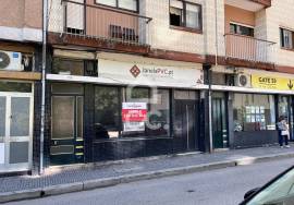 Commercial Store for Rent with 98 m² in Front of the Gaia City Hall Commercial Store for Rent with 98 m² in Front of the Gaia City Hall