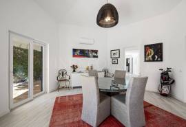 Alvor – Exceptional golf front 5 bedroom villa with pool