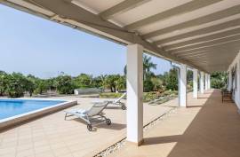 Tavira – 2-bedroom country property with pool, garage and landscaped garden Tavira – 2-bedroom country property with pool, garage and landscaped garden