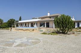 Tavira – 2-bedroom country property with pool, garage and landscaped garden Tavira – 2-bedroom country property with pool, garage and landscaped garden