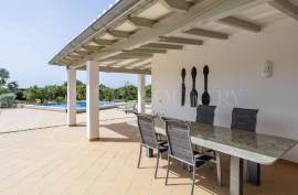 Tavira – 2-bedroom country property with pool, garage and landscaped garden Tavira – 2-bedroom country property with pool, garage and landscaped garden