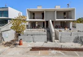 Gambelas, Faro - New semi-detached 4-bedrooms villa