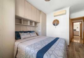Albufeira – 2-bedroom apartment with sea views and pool