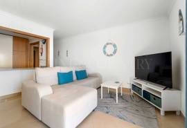 Albufeira – 2-bedroom apartment with sea views and pool
