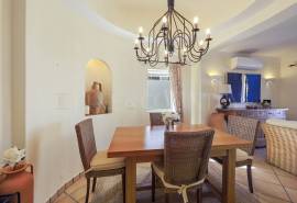 Carvoeiro - Immaculate 2-bedroom townhouse with sea and golf views Carvoeiro - Immaculate 2-bedroom townhouse with sea and golf views