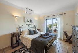 Carvoeiro - Immaculate 2-bedroom townhouse with sea and golf views Carvoeiro - Immaculate 2-bedroom townhouse with sea and golf views