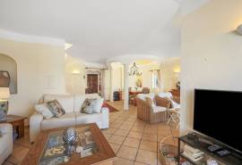 Carvoeiro - Immaculate 2-bedroom townhouse with sea and golf views Carvoeiro - Immaculate 2-bedroom townhouse with sea and golf views