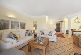 Carvoeiro - Immaculate 2-bedroom townhouse with sea and golf views Carvoeiro - Immaculate 2-bedroom townhouse with sea and golf views