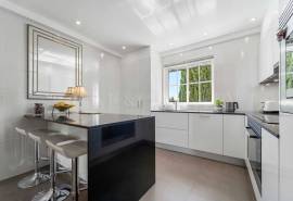 Boliqueime – 4-bedroom villa with pool, garage and large basement