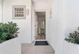 Boliqueime – 4-bedroom villa with pool, garage and large basement