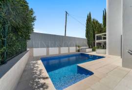 Boliqueime – 4-bedroom villa with pool, garage and large basement