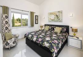 Carvoeiro - Vale da Pinta - Stunning 5-bedroom villa on a large plot with pool and golf views