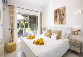 Carvoeiro - Vale da Pinta - Stunning 5-bedroom villa on a large plot with pool and golf views
