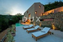 ISTRIA, MOTOVUN - An extraordinary designer villa