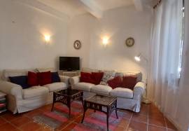 Spacious Character House Offering 210 M2 Of Living Space With 5 Bedrooms And A Pleasant Sunny Terrace. Full Of Charm Spacious Character House Offering 210 M2 Of Living Space With 5 Bedrooms And A Pleasant Sunny Terrace. Full Of Charm