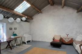 Charming Country House With 128 M2 Of Living Space And Several Outbuildings Set On A Magnificent 5676 M2 Plot In A Green Haven Charming Country House With 128 M2 Of Living Space And Several Outbuildings Set On A Magnificent 5676 M2 Plot In A Green Haven