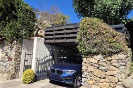 Charming Stone House With 88 M2 Of Living Space, A Swimming Pool And Superb Views. Charming Stone House With 88 M2 Of Living Space, A Swimming Pool And Superb Views.