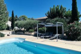 A Beautiful High-Quality Villa With 143 M2 Of Living Space, Plus A Semi-Finished Basement Of 100 M2, Set On 1300 M2 Of Land With A Swimming Pool And Superb Unobstructed Views.